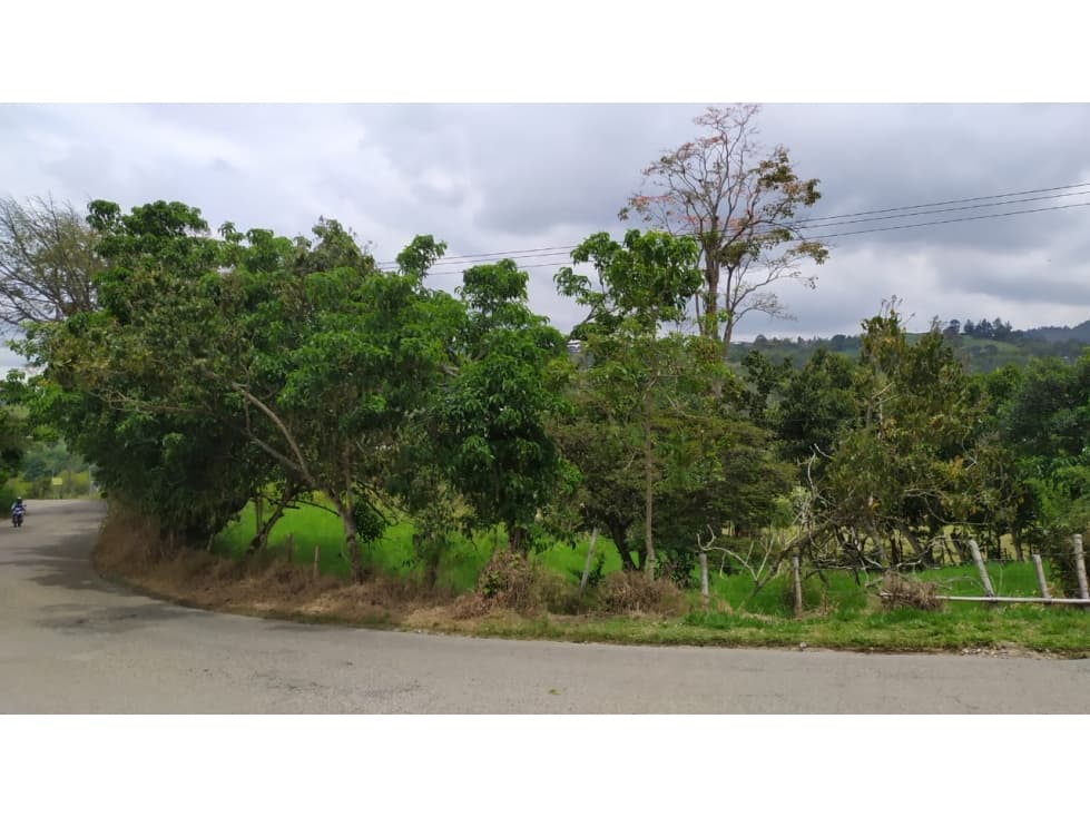 VENTA DE TERRENO EN EL KM 30 VÍA AL MAR — foto 2