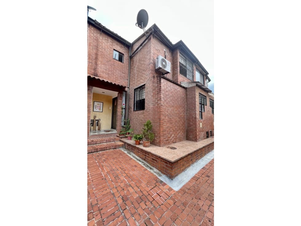 VENTA CASA SAN FRANCISCO IBAGUE — foto 1