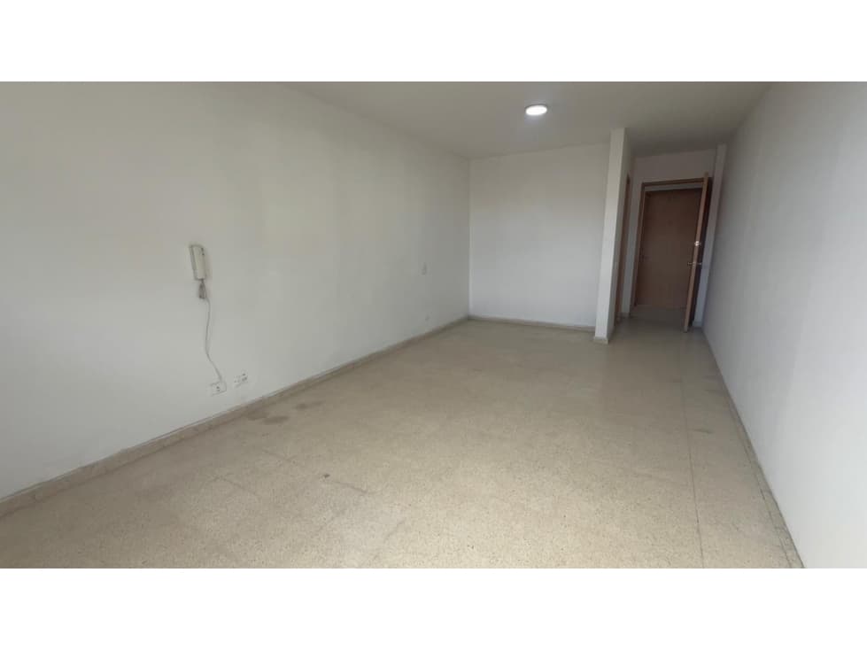 OFICINA 204 - CENTRO FONTIBÓN. — foto 3