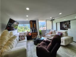 APARTAMENTO EN ENVIGADO SECTOR EL CHINGUI