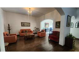 CASA EN VENTA DE ALTA MIXTURA SECTOR BUENOS AIRES