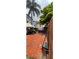 VENTA DE CASA DOS PISOS BARRIO EL LIDO DC W:9910230