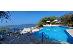 Venta de casa en conjunto cerrado frente al mar Don Jaca Santa Marta