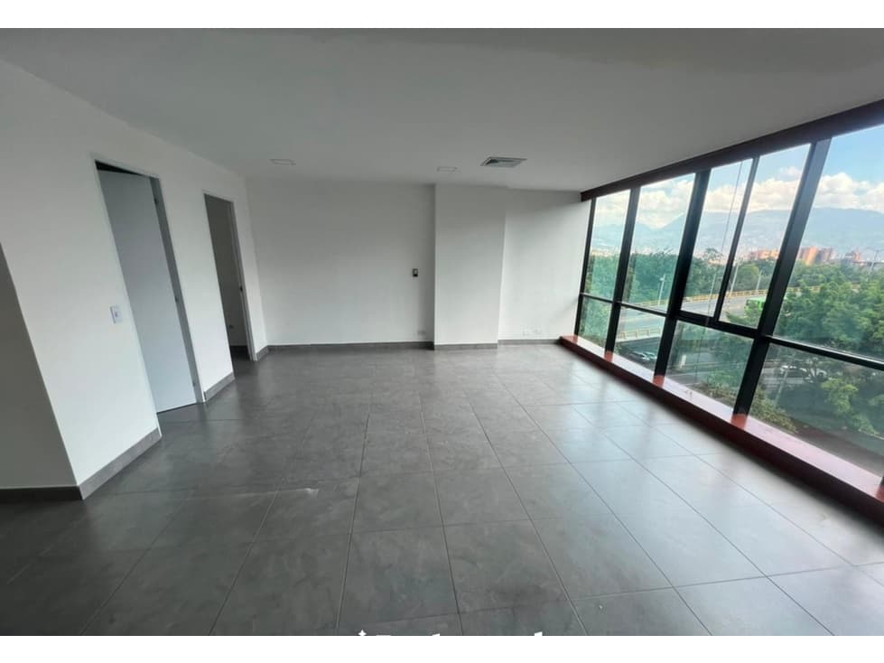 Oficina en Venta Las Vegas Medellin — foto 2