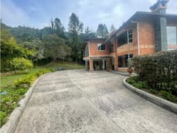 CASA EN VENTA EN ENVIGADO LOMA DEL ESCOBERO