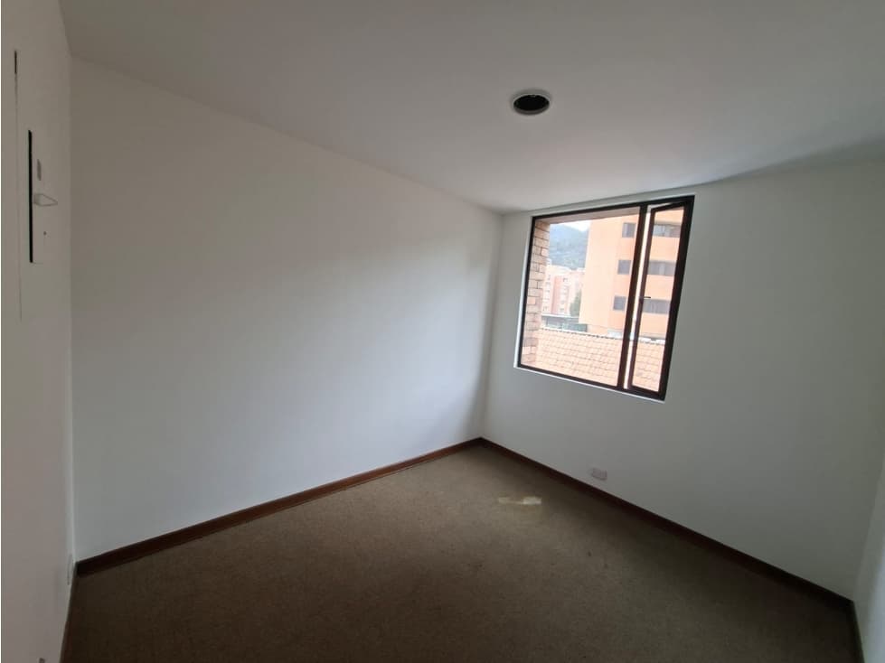 OFICINA EN VENTA EN QUINTA CAMACHO - BOGOTA — foto 4