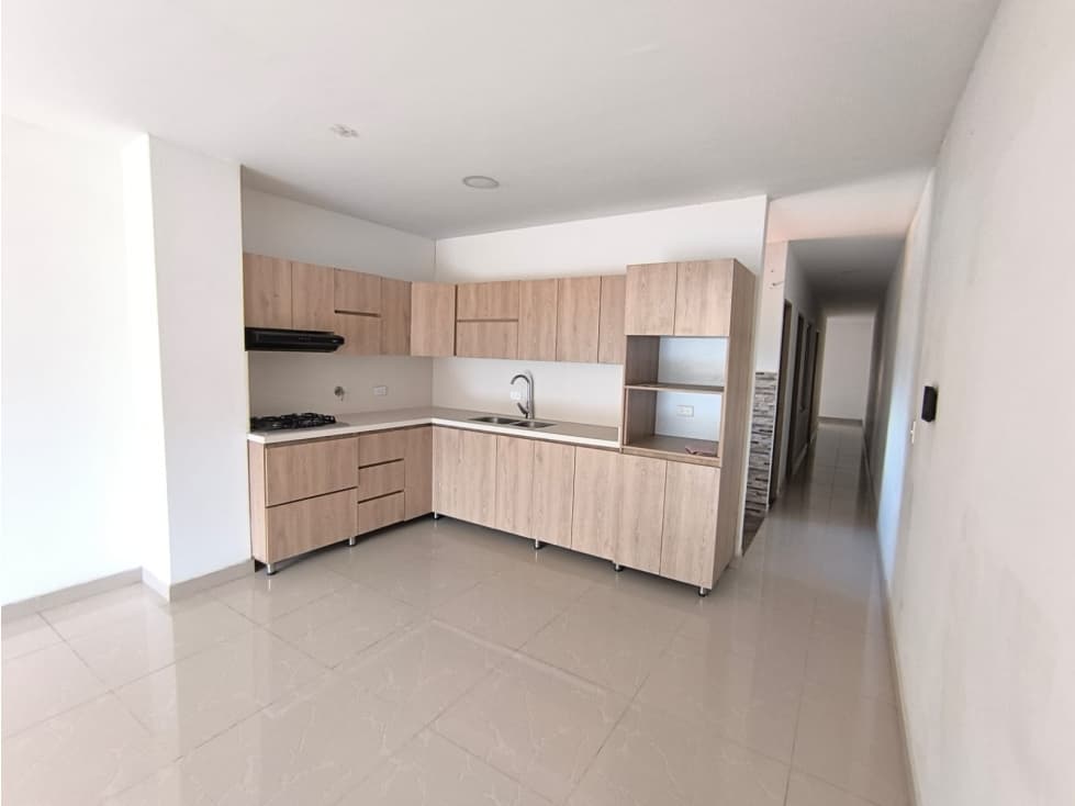 SE VENDE APARTAMENTO CERCA AL PARQUE DE BELLO — foto 2