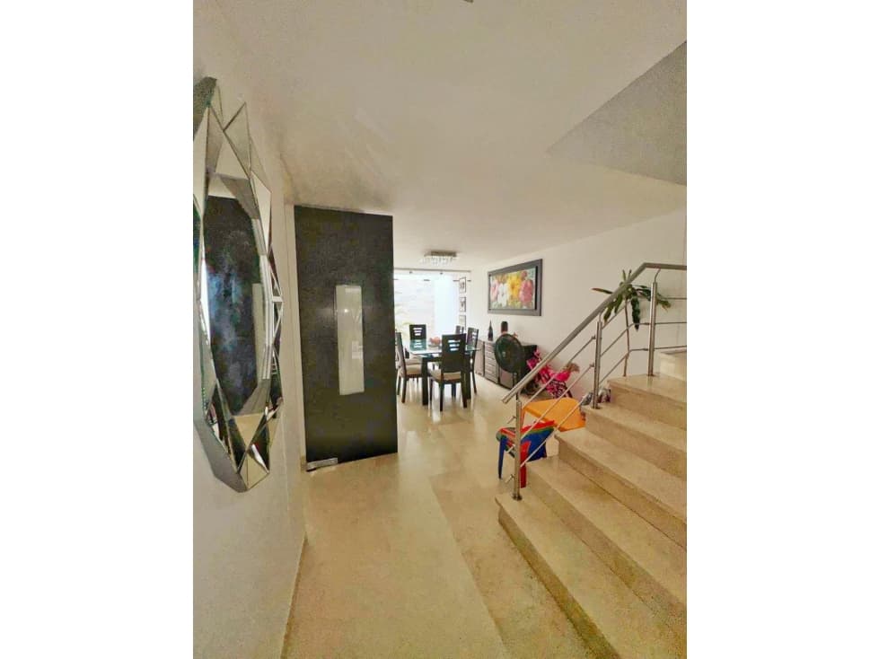 CASA EN CONJUNTO AVENIDA DEL RIO — foto 3