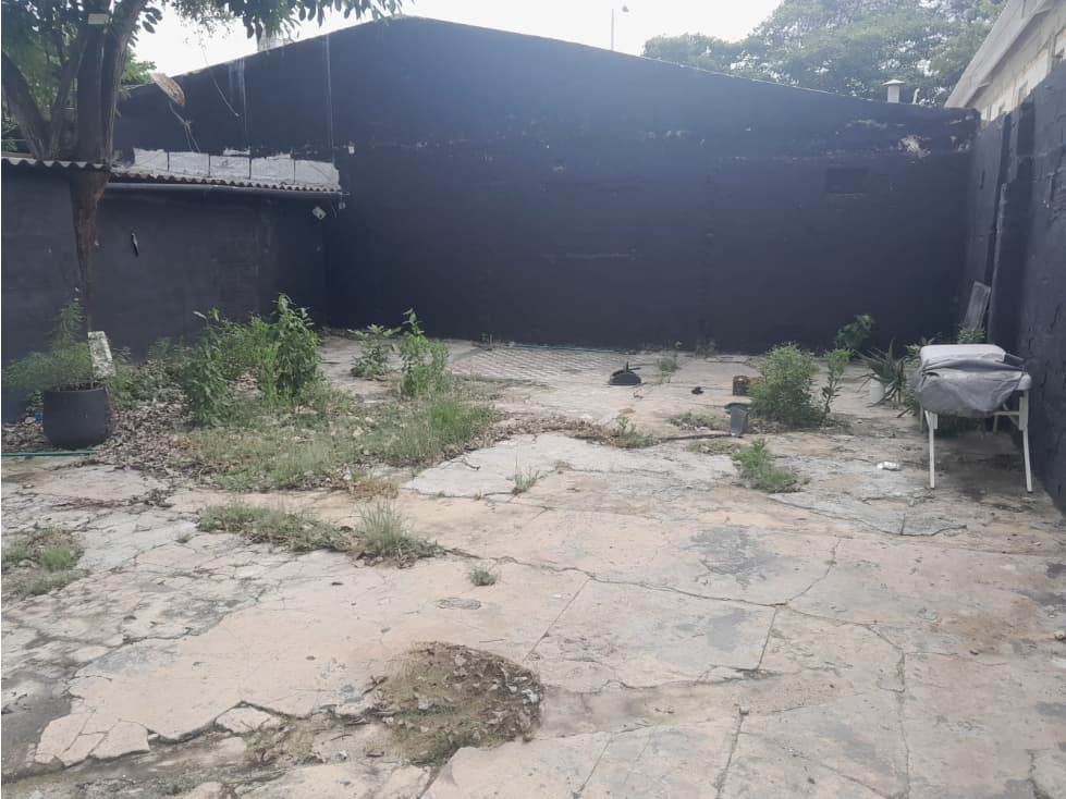 SE VENDE LOTE COMERCIAL BARRIO BOSTON — foto 3