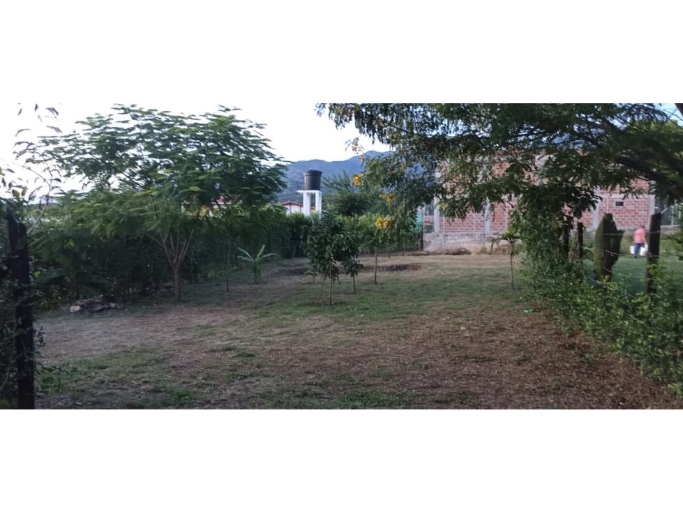 Lote en zona urbana de Sopetran — foto 2