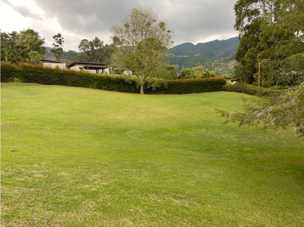 VENTA DE LOTE EN EL RETIRO SECTOR FIZEBAD — foto 1