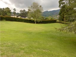 VENTA DE LOTE EN EL RETIRO SECTOR FIZEBAD