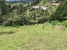 VENTA DE LOTE EN RIONEGRO SECTOR SAJONIA