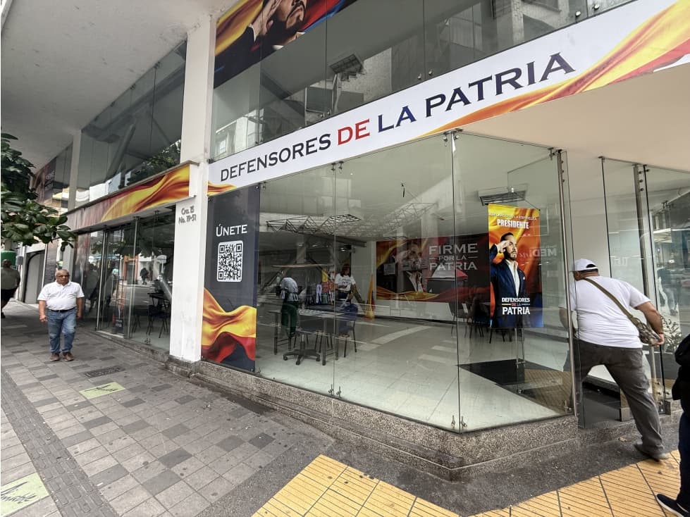 Se Alquila Local Duplex Centro De Armenia Peatonal — foto 4