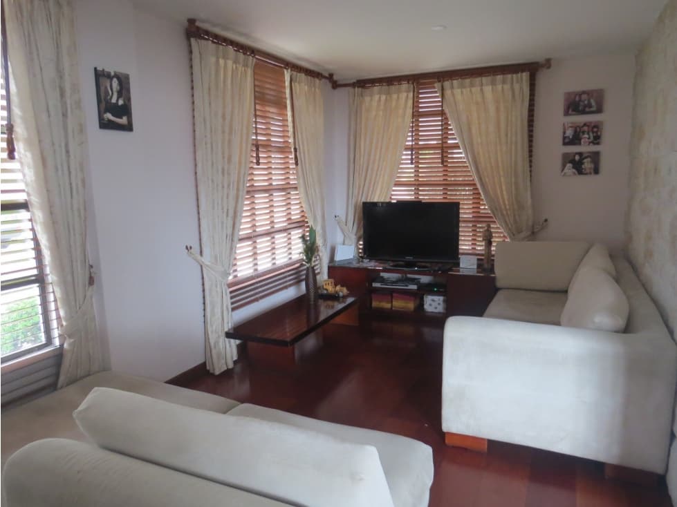 CASA EN SOPO CUNDINAMARCA DE 2 NIVELES — foto 2