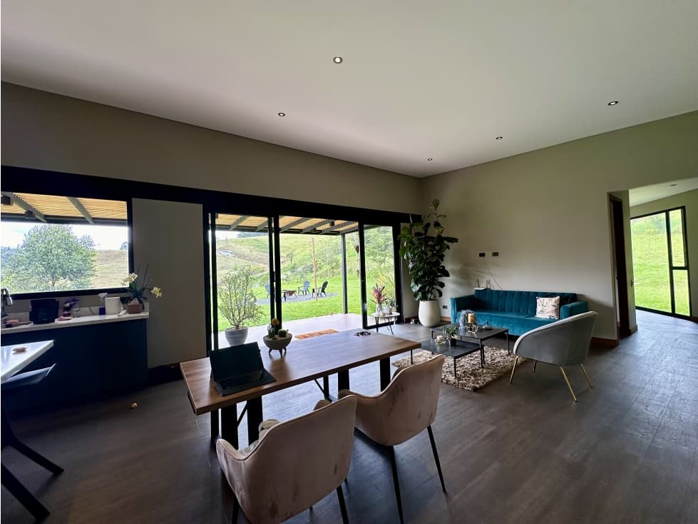Venta de Casa Campestre en El Retiro Pantanillo — foto 2