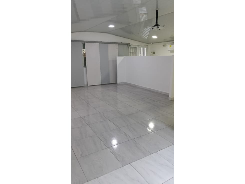 Arriendo Oficina en Manga — foto 2
