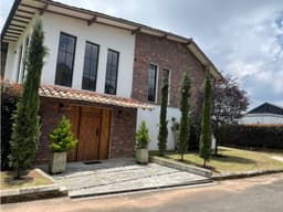 Casa en venta en Envigado Loma del Escobero (parte alta)