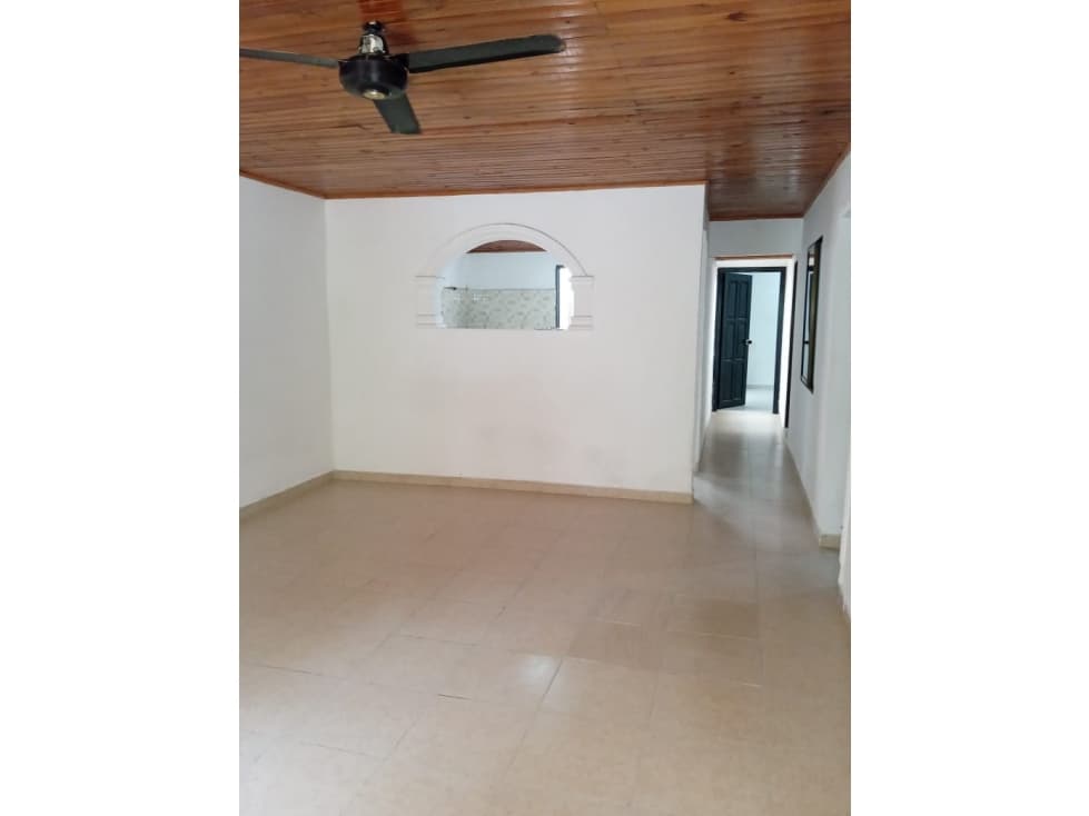 CASA EN EL TAMBO MARGEN IZQUIERDA — foto 2