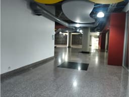 OPORTUNIDAD VENTA LOCAL/OFICINA 243 M2 ZONA FRANCA FONTIBON-JA