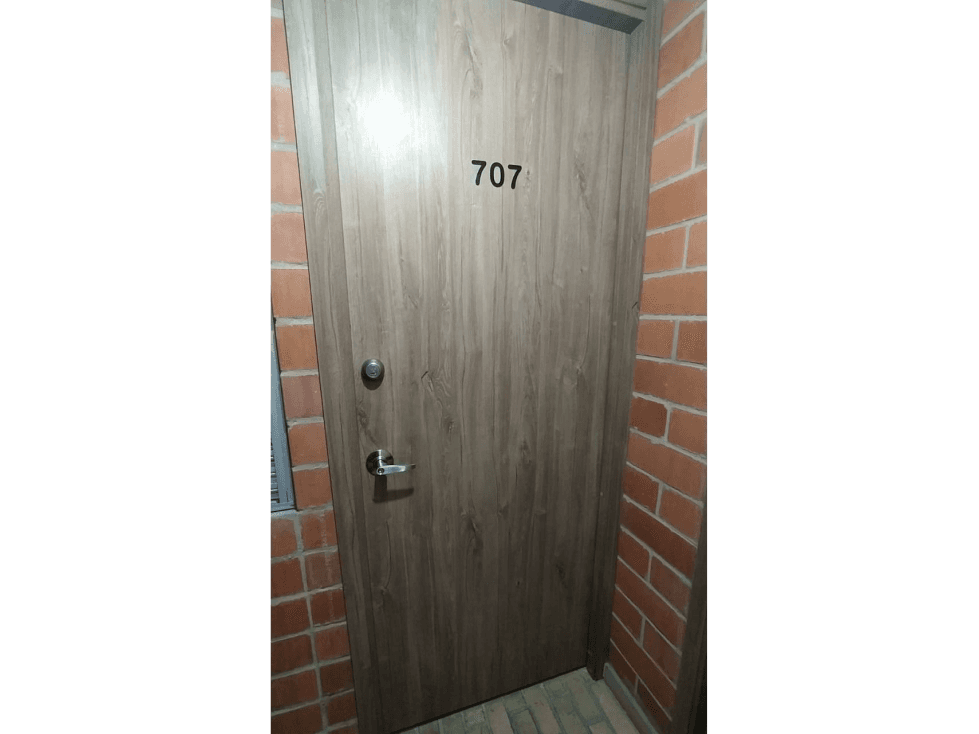 SE ARRIENDA APARTAMENTO FONTIBON EDIFICIO ALTAVISTA — foto 2