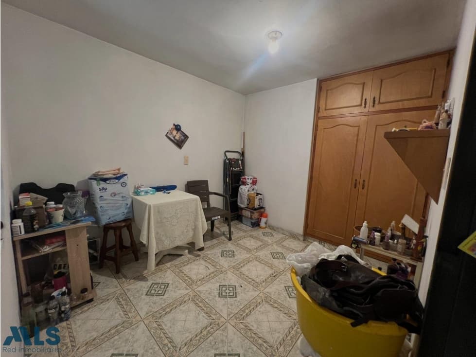 ENVIGADO l Casa con terraza en La Mina — foto 5