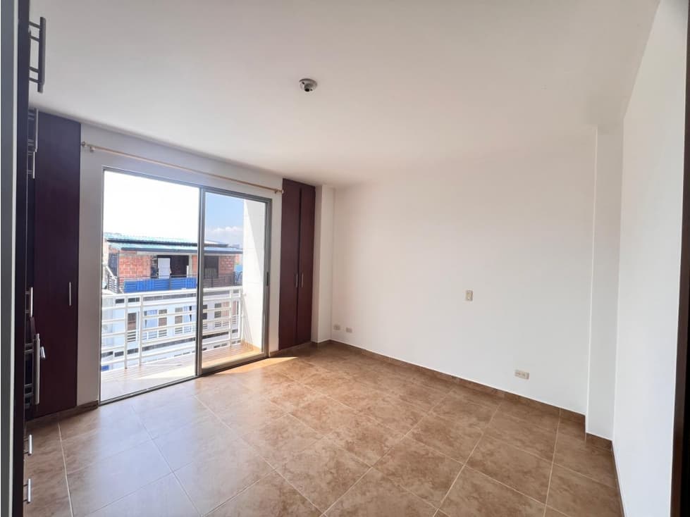Se Vende Apartamento - Caney - 2 piso KF — foto 4