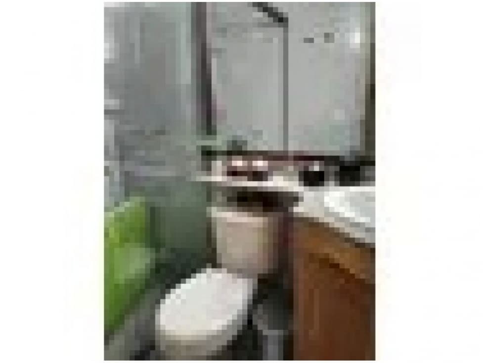 CASA DE TRES NIVELES EN VENTA LA MOTA — foto 6