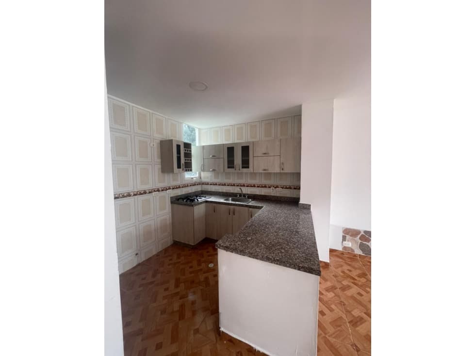 VENTA DE CASA EN EL CASTILLO, JAMUNDI 569. — foto 4