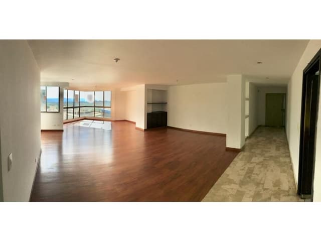 Apartamento con excelentes áreas