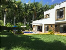 VENDO CASA CAMPESTRE SECTOR TEBAIDA MONTENEGRO