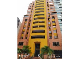 VENDO PENTHOUSE SECTOR LAURELES - MEDELLIN