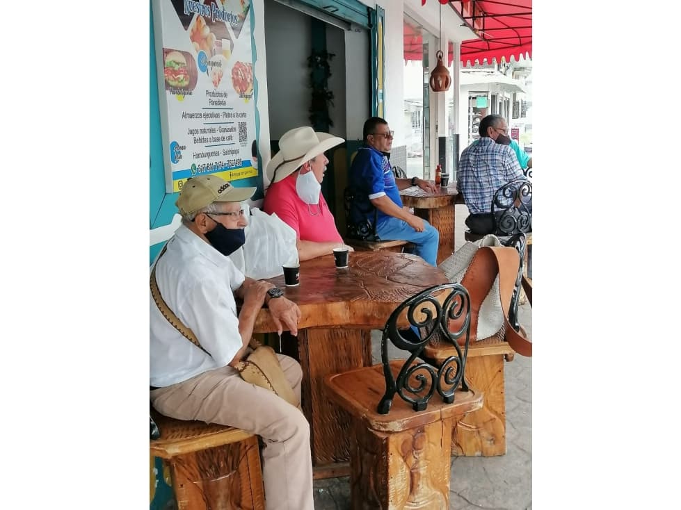 LOCAL EN QUIMBAYA — foto 5