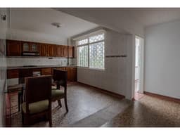 APARTAMENTO CON UN APARTAESTUDIO CENTRAL