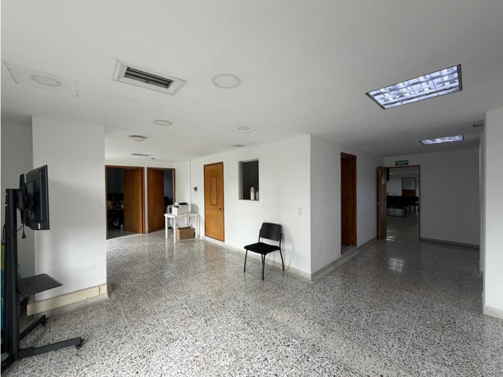 VENTA DE OFICINA CENTRO AYACUCHO — foto 2