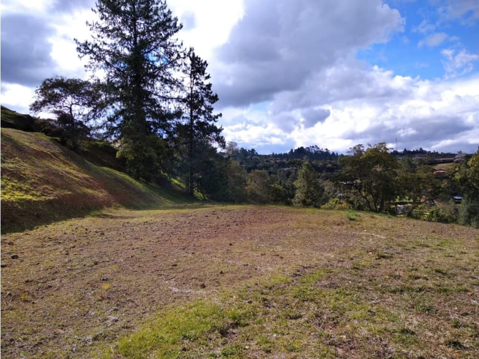 Venta de lote en el Alto del escobero — foto 1