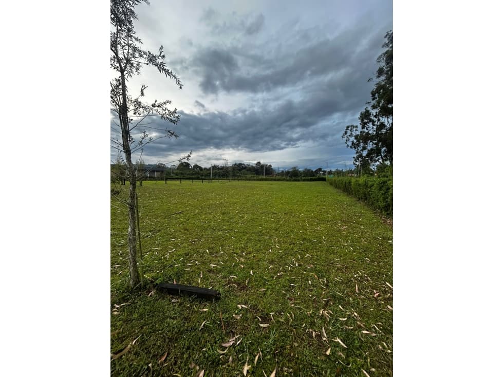VENTA DE LOTE EN LLANOGRANDE — foto 1