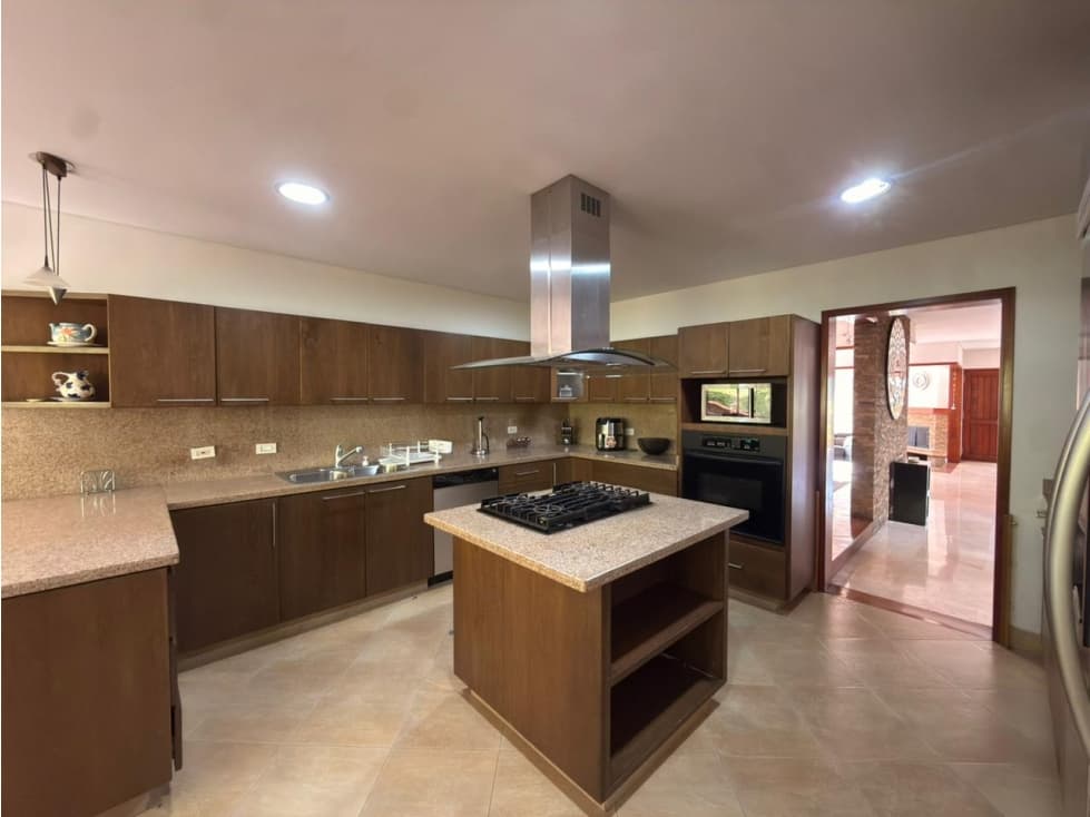 VENDO CASA CAMPESTRE EN ENVIGADO PARTE BAJA — foto 4