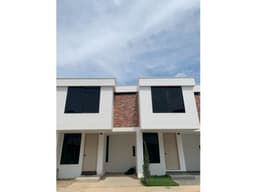 CASA EN VENTA SECTOR LA CAROLINA VILLA DEL ROSARIO