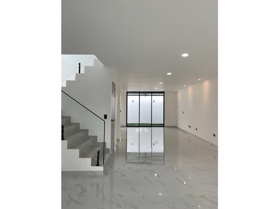 CASA EN VENTA CONJUNTO CERRADO LA FLORESTA — foto 2