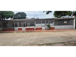 CASA A LA VENTA EN SECTOR DE DOÑA NIDIA OPCION D1