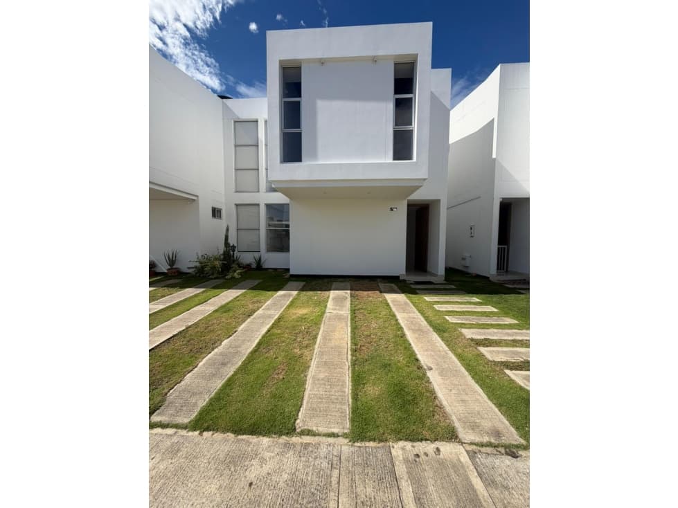 CASA A LA VENTA CONJUNTO PRADOS DEL ESTE — foto 1