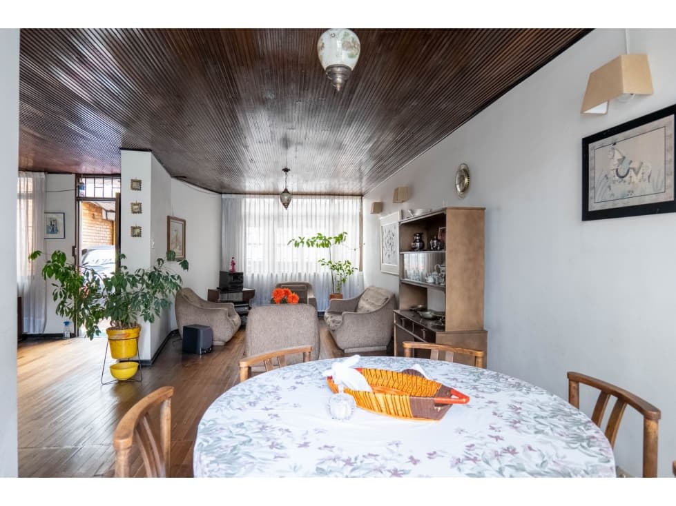 VENDO EXCELENTE PROPIEDAD PARA USO COMERCIAL — foto 6