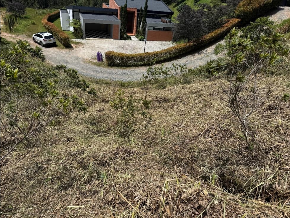 VENTA DE LOTE EN LOMA DEL ESCOBERO — foto 4