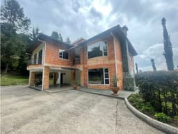 Arriendo casa Campestre en Envigado, Loma del Escobero