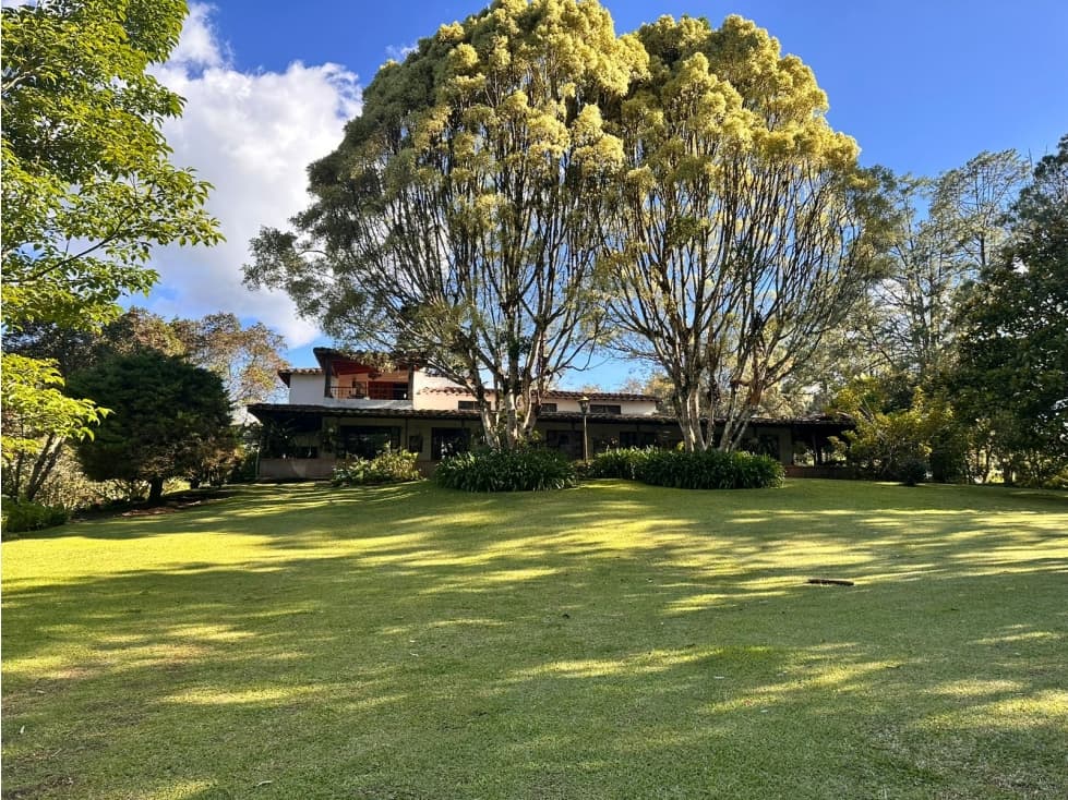 VENTA DE CASA CAMPESTRE EN LLANOGRANDE- VEREDA VILACHUAGA — foto 3