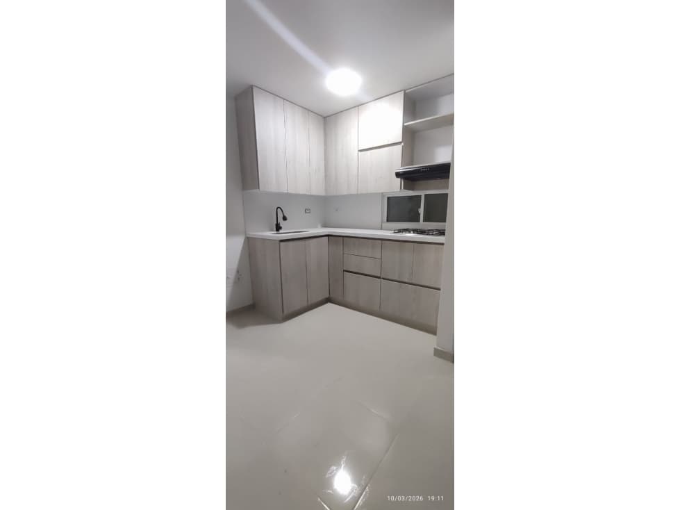 VENTA DE APARTAMENTO EN LA CEJA PISO 3 CON ASCENSOR — foto 1