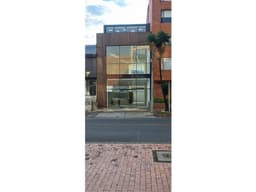 VENDO LOCAL RENTADO AL LADO DE UNICENTRO