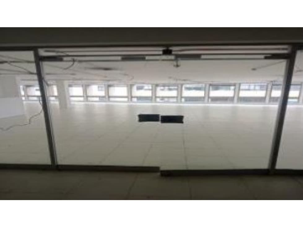 OFICINA EN ARRIENDO | CENTRO INTERNACIONAL | BOGOTPA — foto 1