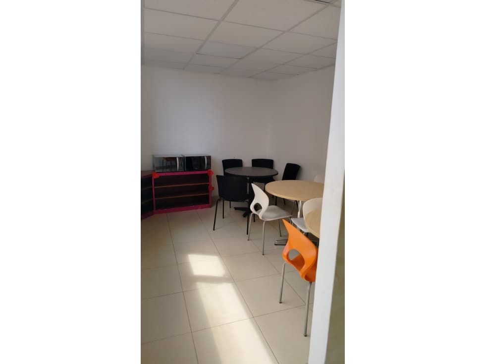 OFICINA 216 M2 EN ARRIENDO, CENTRO INTERNACIONAL — foto 5